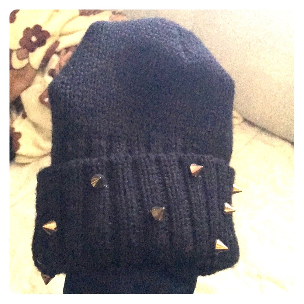 Spike hat!